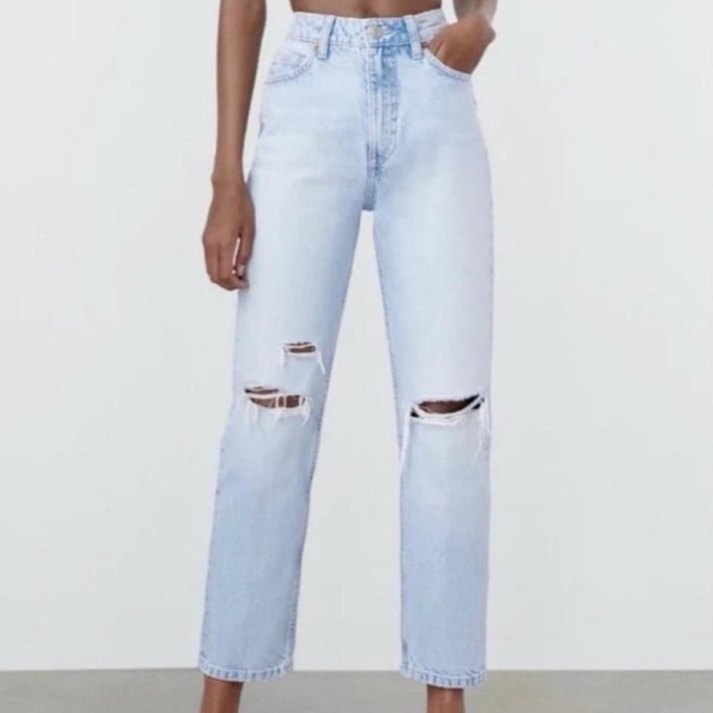 Zara Light Wash 100% Cotton Distressed Straight Leg Jeans Size 6